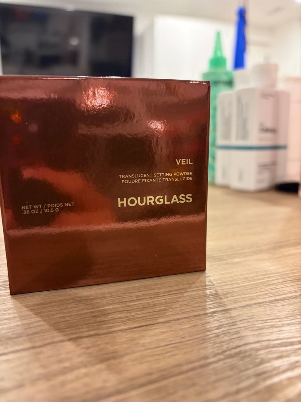 Hourglass Veil Translucent Setting Powder - Shiny Copper Packaging